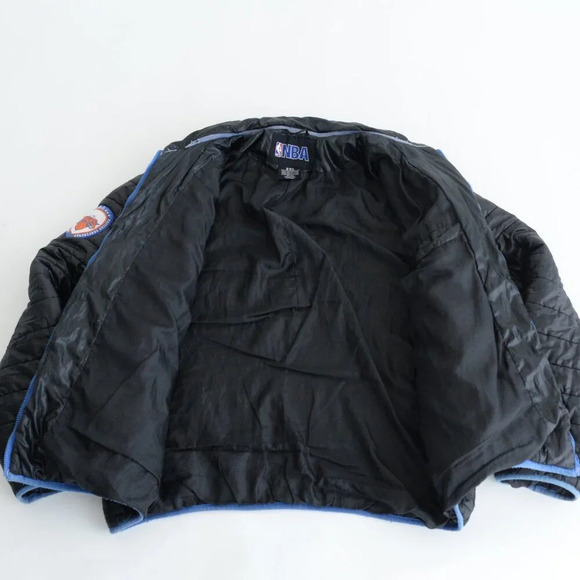 NBA New York  Knicks Black & Blue Puffer Jacket Size 2XL - Picture 4 of 12